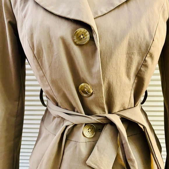 Cynthia Rowley Ruffled Trench Coat Small - Picture 2 of 6